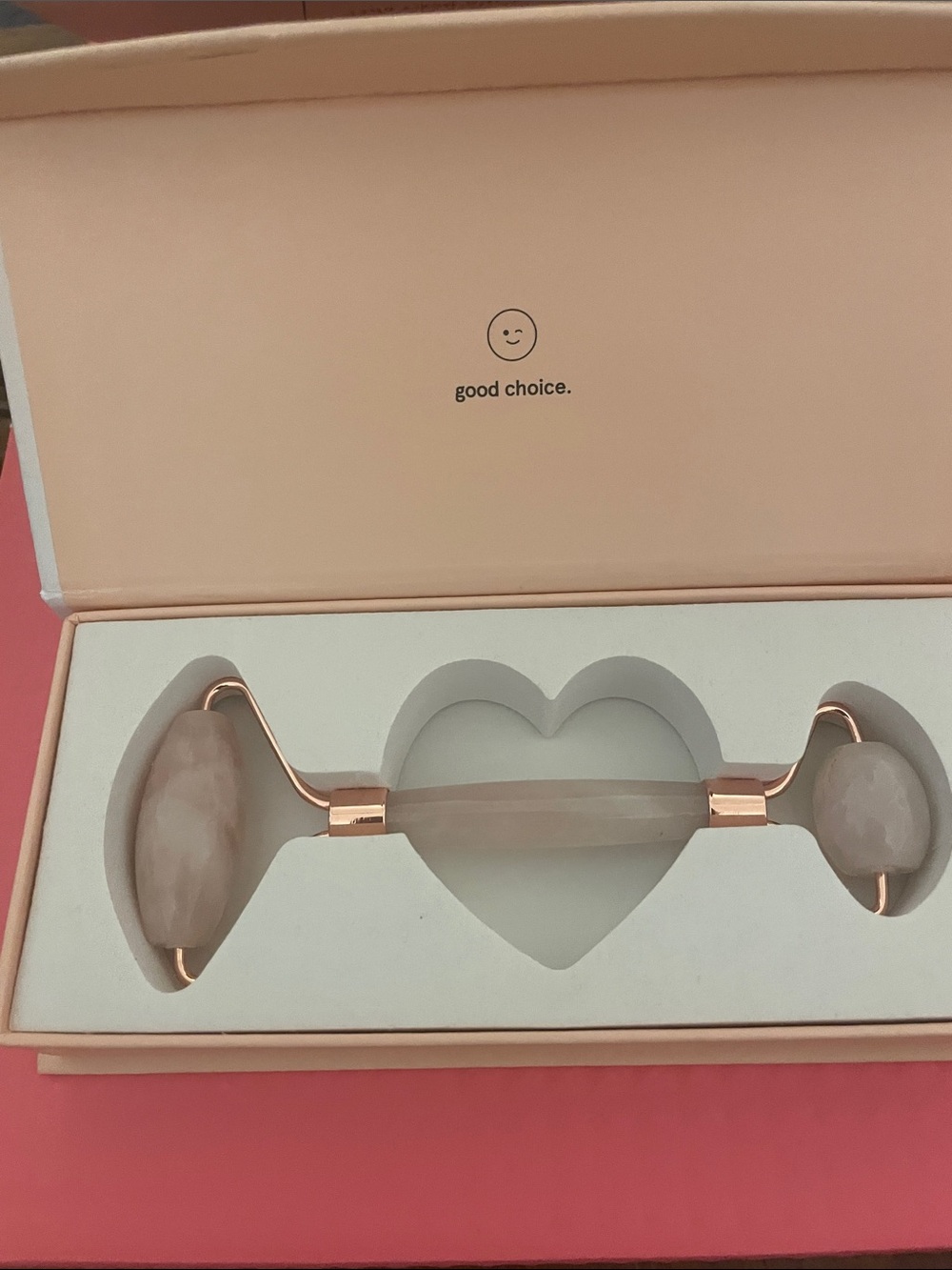 Good Chic Rose Quartz Facial Roller - Pink with Rose Gold